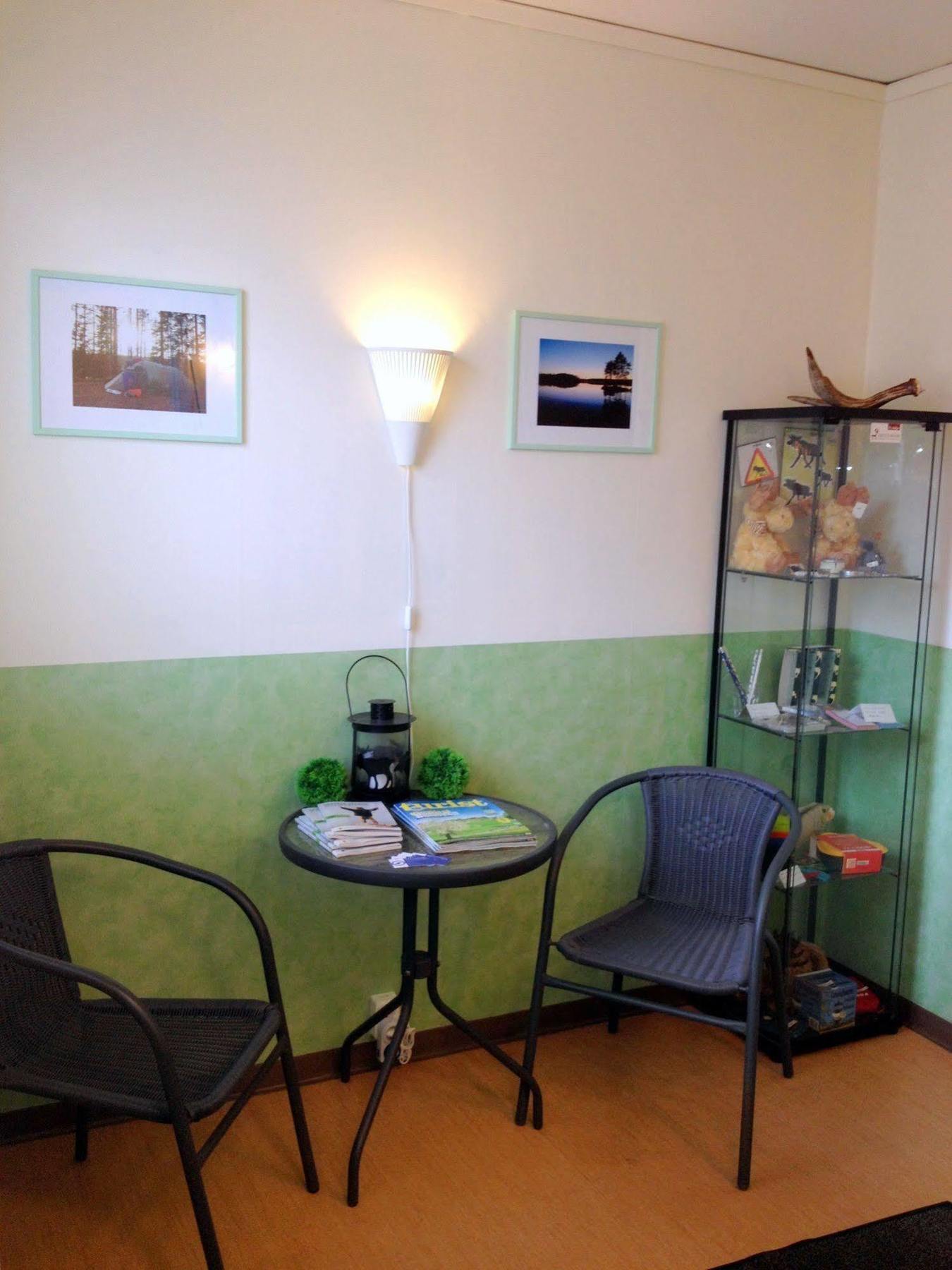 Haellefors Vandrarhem-Hostel & Kanotcenter Экстерьер фото